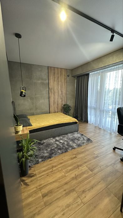 Дуплекс з авторським ремонтом! Вулиця Озерна!