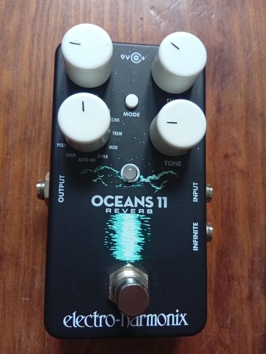 Electro-Harmonix Oceans 11