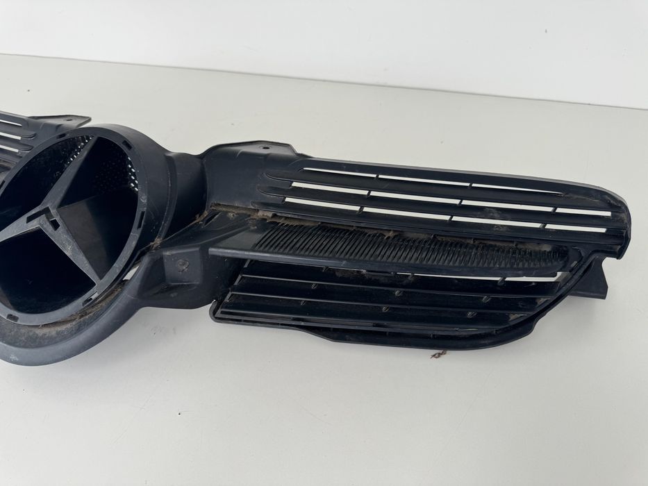 MERCEDES SLK R171 W171 Grill Atrapa Zderzaka Przód A1718880060