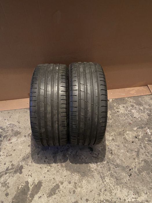 Nokian tyres Powerproof 235 35 19 2