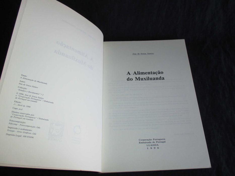 Livro A Alimentação do Muxiluanda Instituto Camões