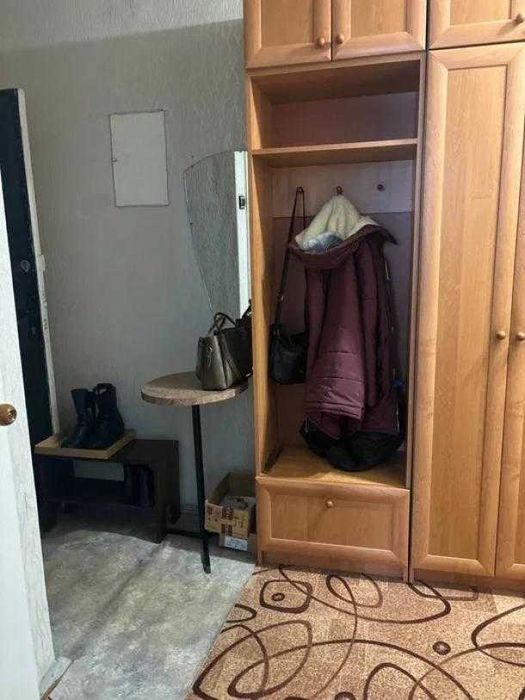 Продам 3к.кв. метро Масельского.