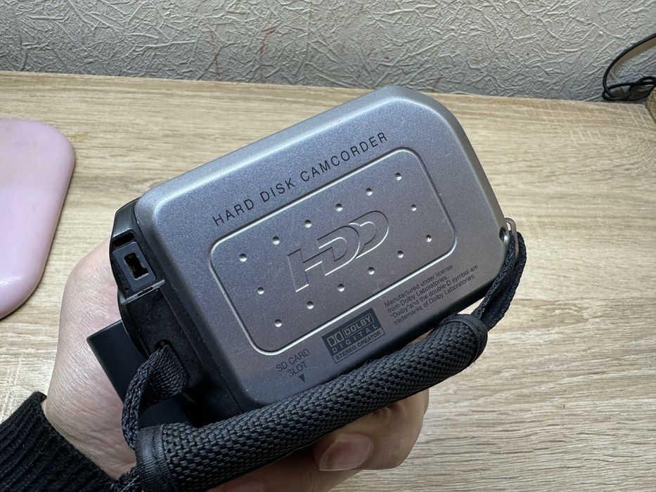 Продам видеокамеру JVC GZ-MG20E - HDD 20 Gb