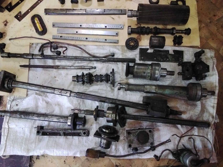 фрезерний 675 запчастини