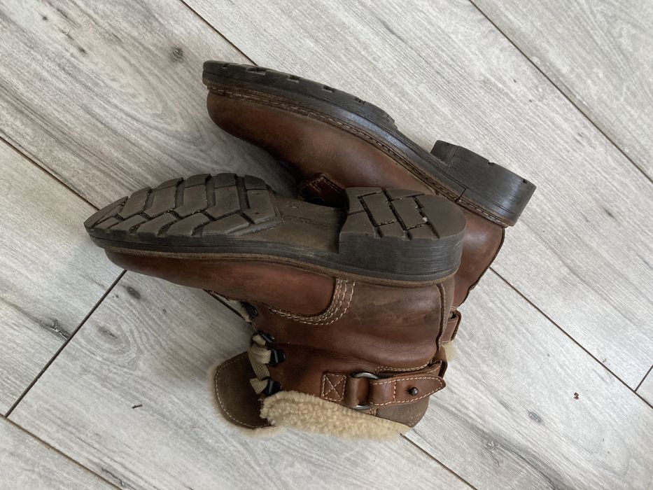 Ciepłe trzewiki skórzane z kożuchem rozmiar 36