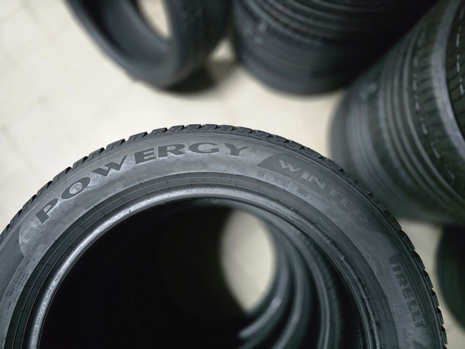 Pneus 225/55 R18 Pirelli POWERGY Winter 95%