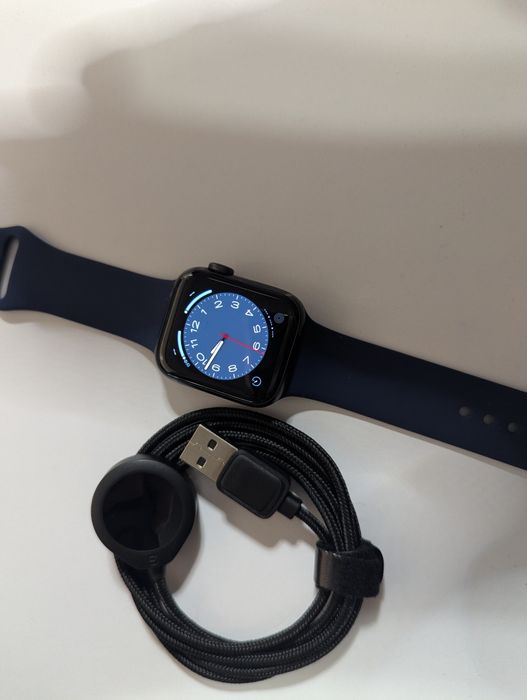 МАГАЗИН Все працює акб 88% Apple Watch se 40 mm Space Gray