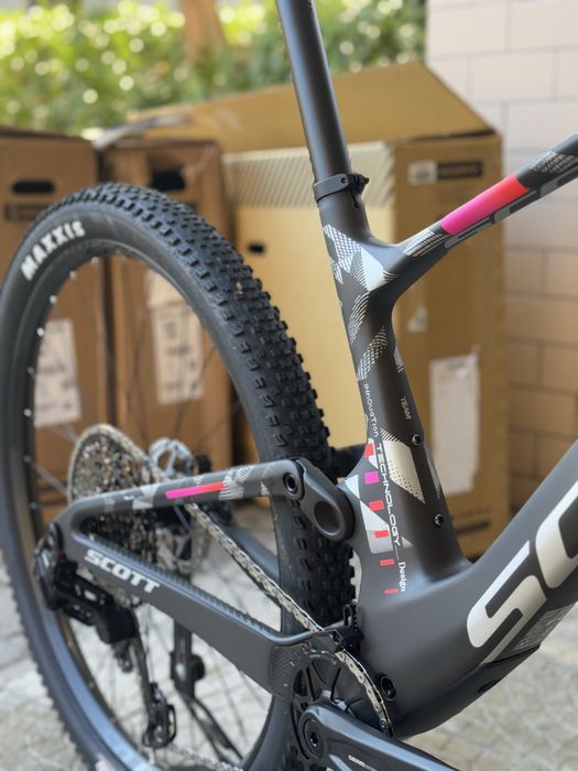 Bicicleta Scott Spark RC Team / Carbon