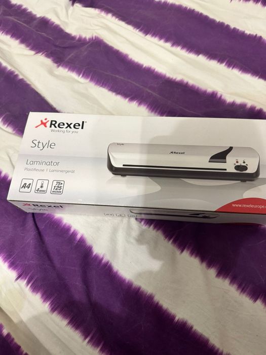 Máquina de plastificação Nova