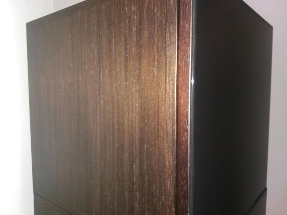 Sala de Estar Antarte Lis - Módulos Cubo Suspensos