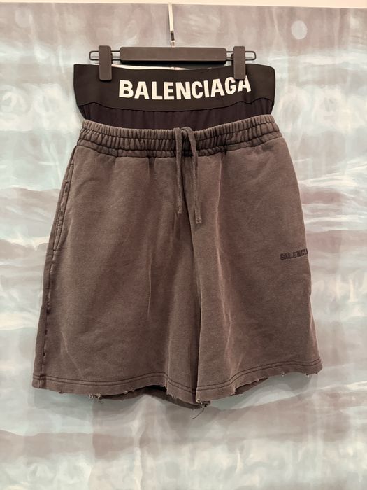 Шорти Balenciaga