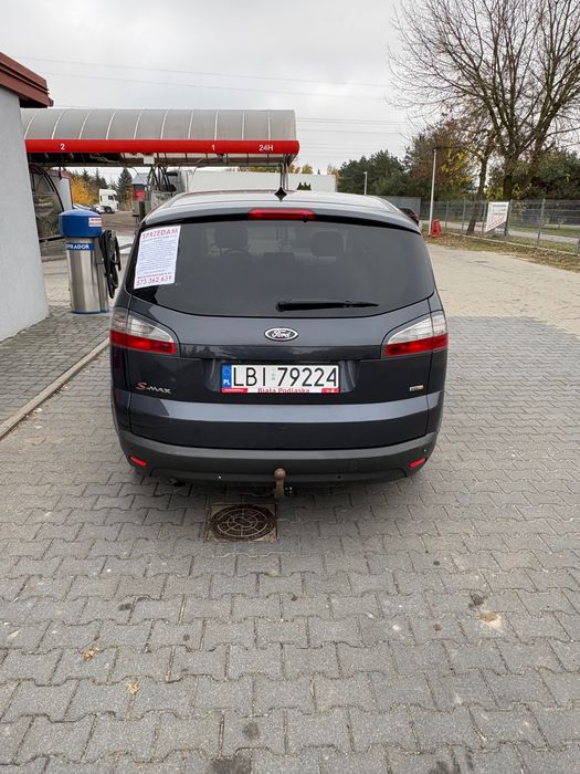 Auto osobowe Ford