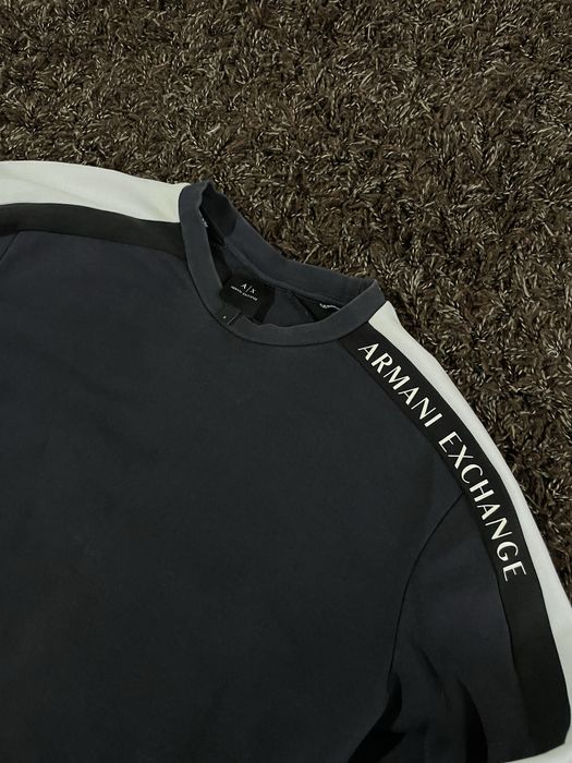 Костю Armani Exchange