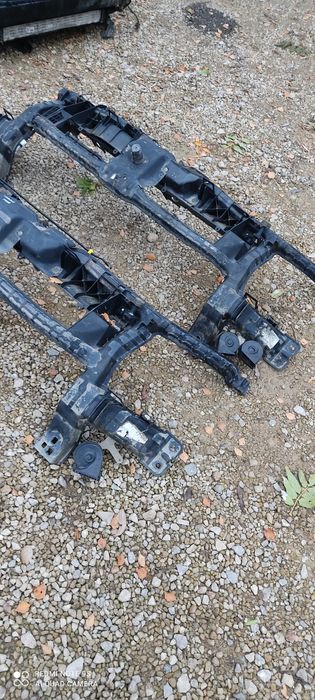 Pas przedni kompletny Ford Transit mk8 z 2014r