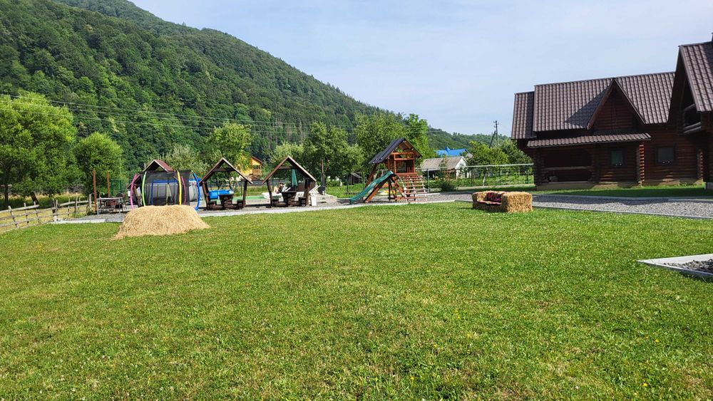 Котедж з 3 спальнями в Карпатах.Чан, сауна.Оренда подобово, відпочинок