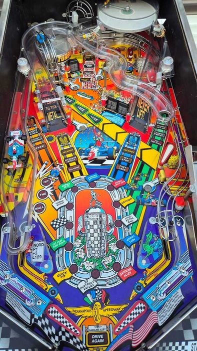 flipper WHO DUNNIT i INDIANAPOLIS 500- Bardzo ładny stan