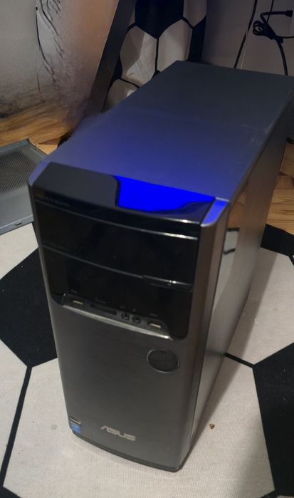 GAMING Computer438774521712486401