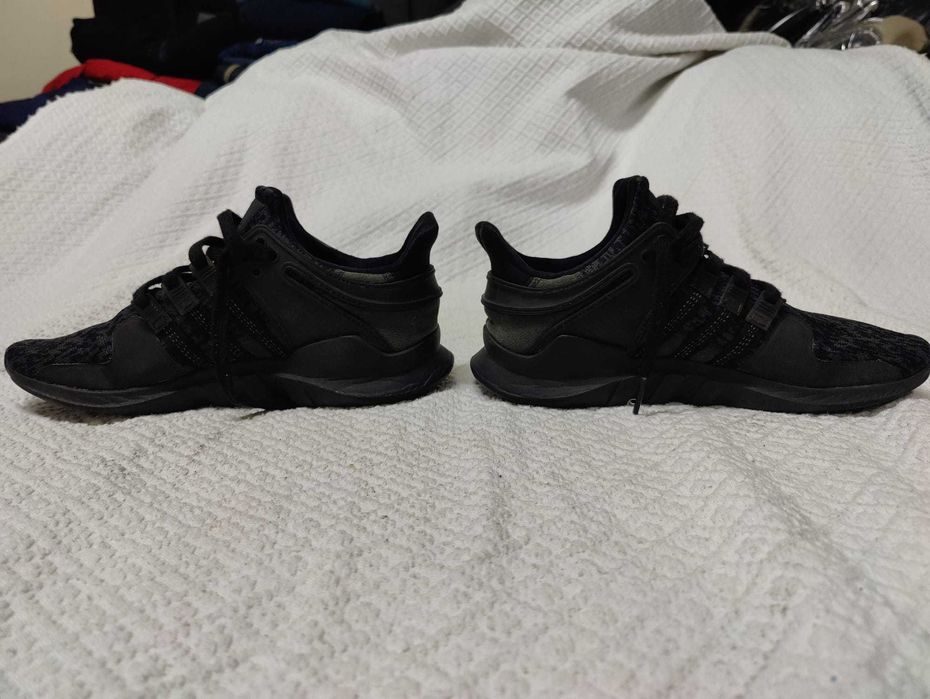 Sapatilhas Adidas. tam. 43 em excelente estado