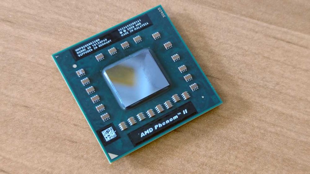 Процесор AMD Phenom II X3 P820 AMD