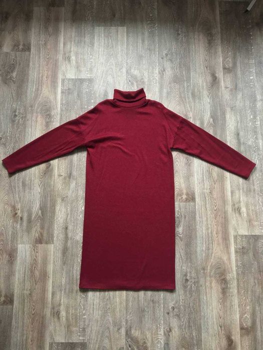 Довгий светр з горлом plus size