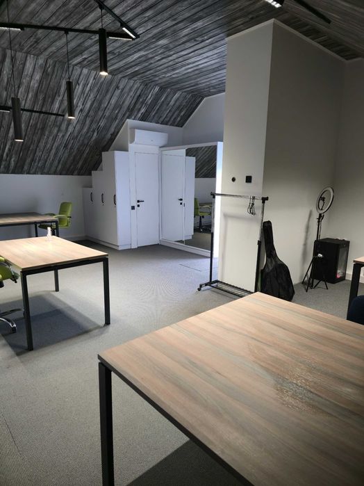 Офіс 37,7 м² у центрі Чернігова - з генератором і автономним опаленням