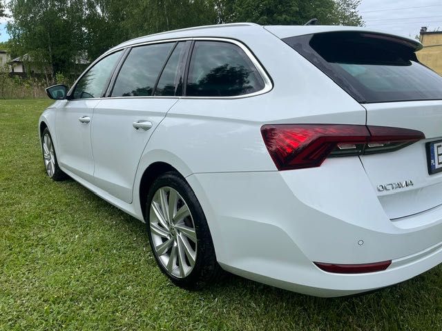 Skoda Octavia Kombi 2022, 59 900 km, 1.5 TSI 150 KM, manual FULL OPCJA