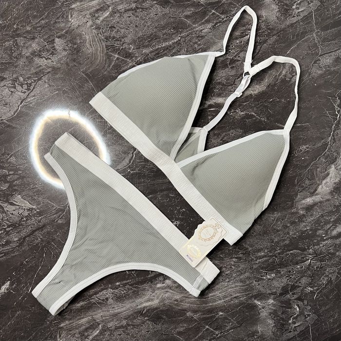 Гарна жіноча білизна