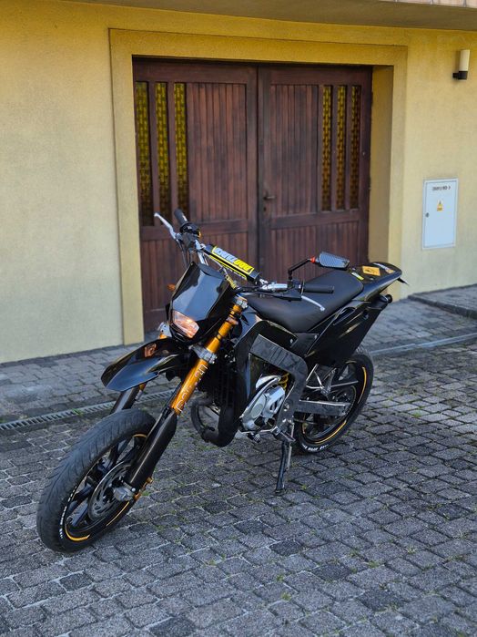 Motorower motocykl Rieju SMX 50 PRO Supermoto SM Malina 74cc 2006 2t rr senda smt sx