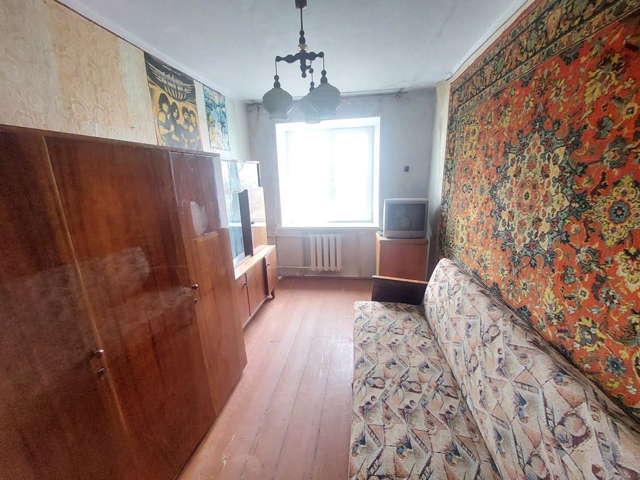 Продажа / обмен 2 комн Космонавтов / Херсонское шоссе  Площадь Победы