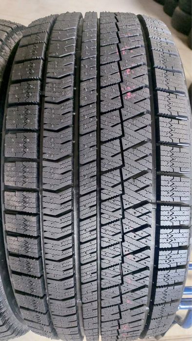 245/45/17 R17 Bridgestone Blizzak ICE 4шт нові зима