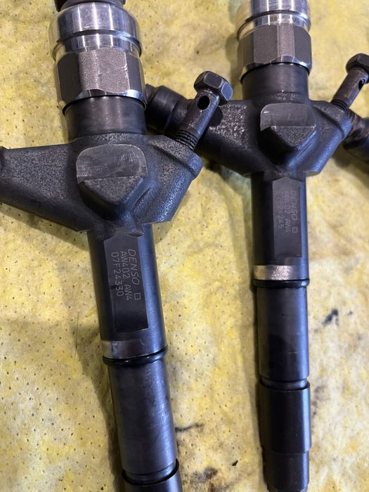 Форсунки топливные Nissan Navara Pathfinder Х-trail t30