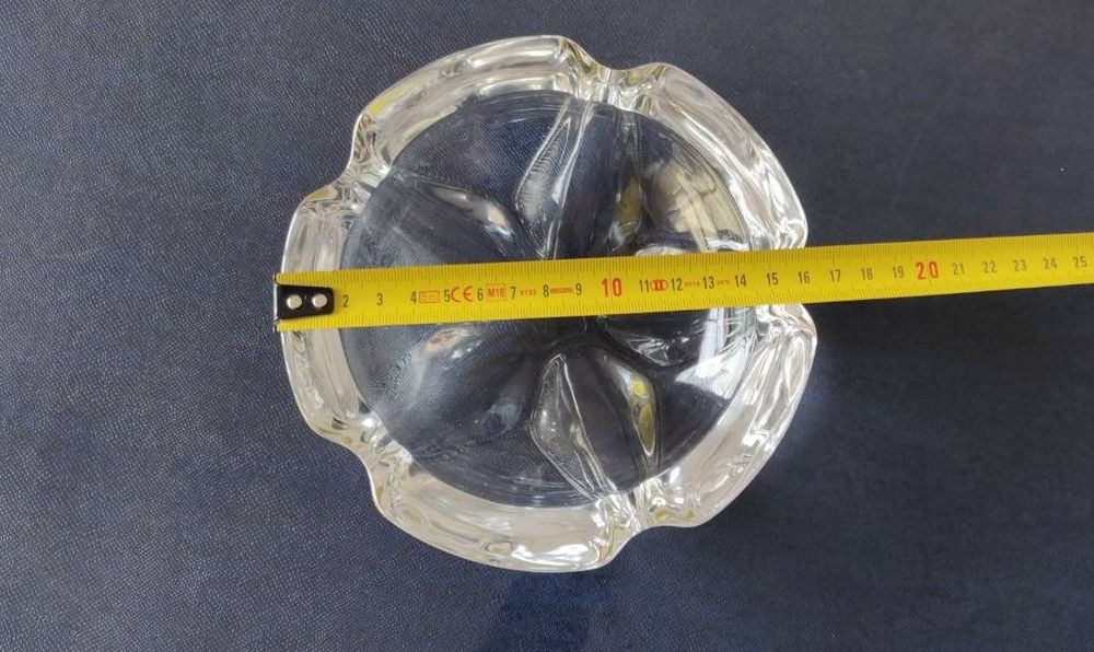 Cinzeiro em cristal Atlantis de 16 cm de diâmetro