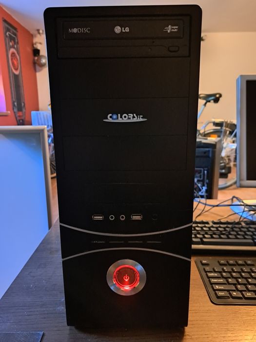 Komputer COLORSit Intel Celeron 2x2.4GHz, RAM 4GB, HDD 80+160, Win10x64