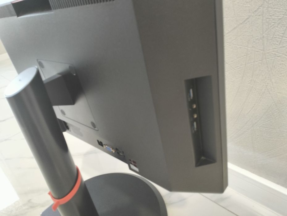 Lenovo Thinkcentre M73Z All In One