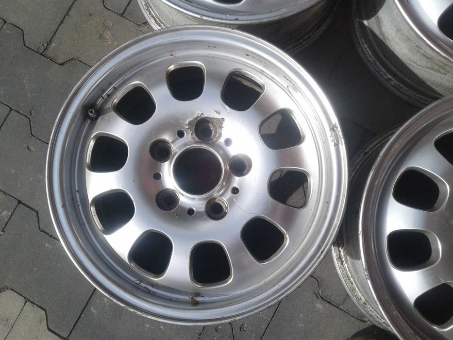 4 Alufelgi 15 BMW 3 E36 E46 5x120 IS42 6,5J 72.4mm