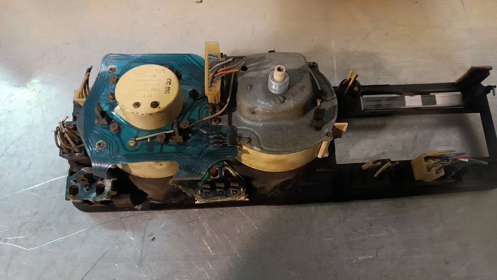 QUADRANTE / PAINEL DE INSTRUMENTOS VOLKSWAGEN SCIROCCO MK1 / GOLF MK1