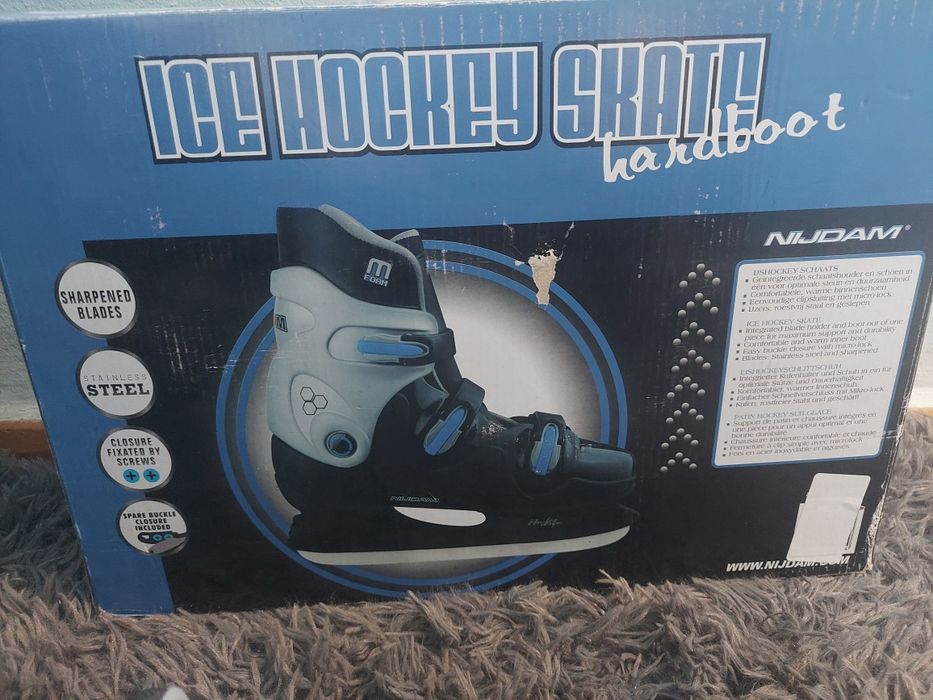 Nowe łyżwy rozmiar 37