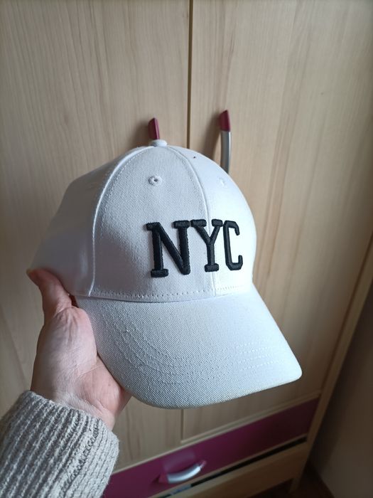 Czapka NYC biała NOWA