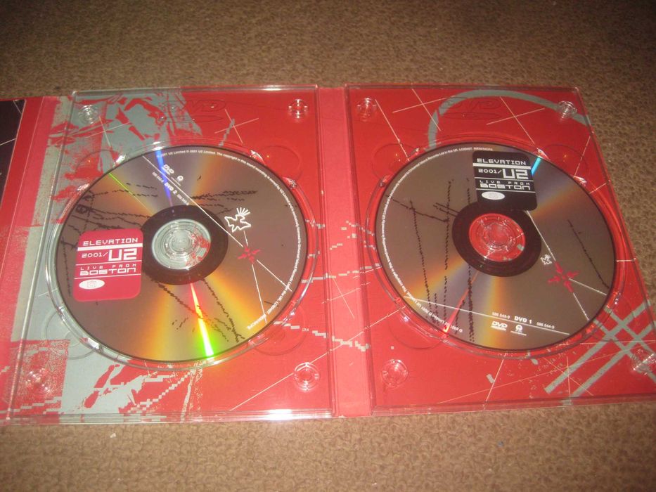 U2 "Elevation 2001: Live from Boston" Edição Especial com 2 DVDs em Digipack!