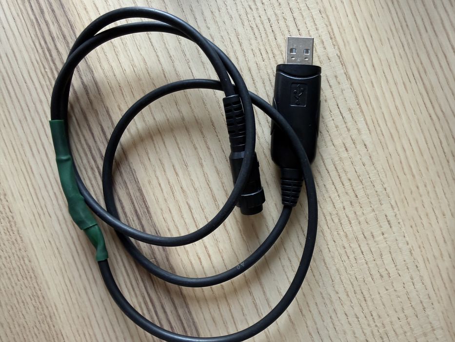 Radiotelefon Yaesu VX-8R