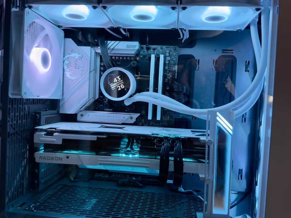 Komputer High-end do gier R9 7950X3D RX 7900 XTX 64GB DDR5