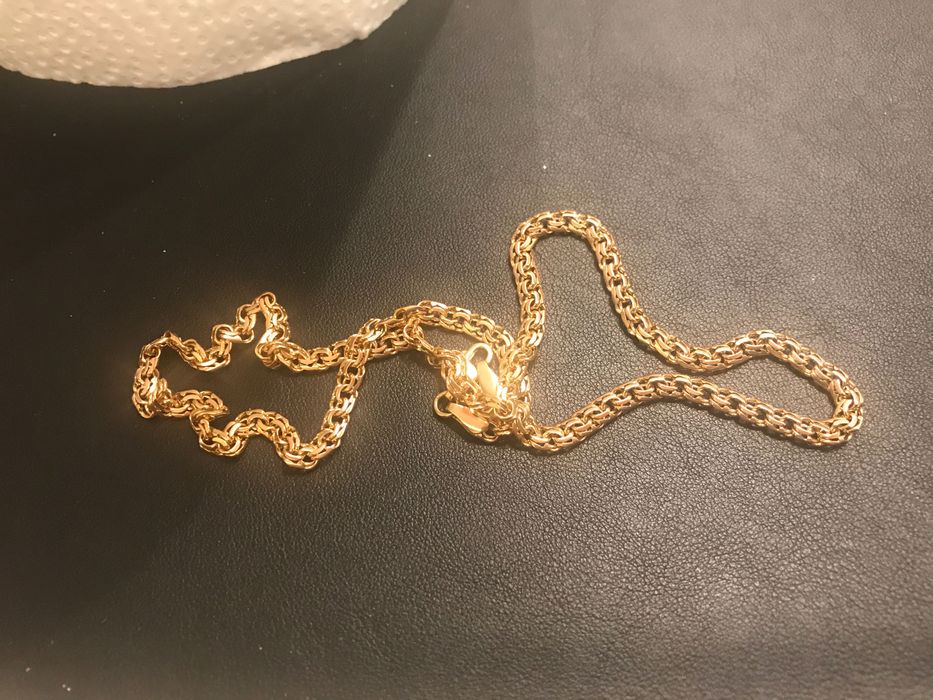 Золотая цепочка проба 585 длина 46 см вес 16.2 грамм.$100 грамм