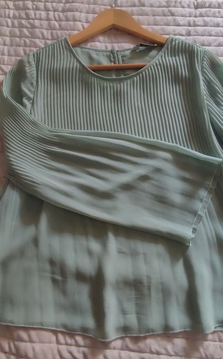 Blusa verde água Stradivarius