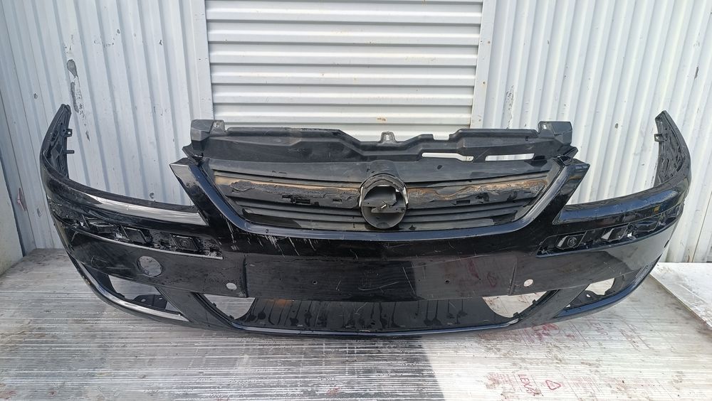Vendo parachoque de frente Opel corsa C ano 2000