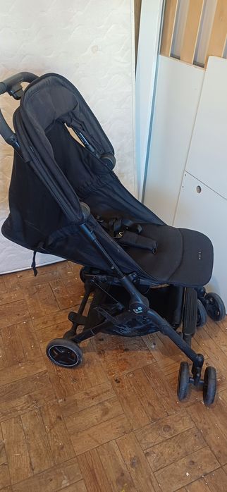 Vendo carinha  para bebe bom estado conservação.