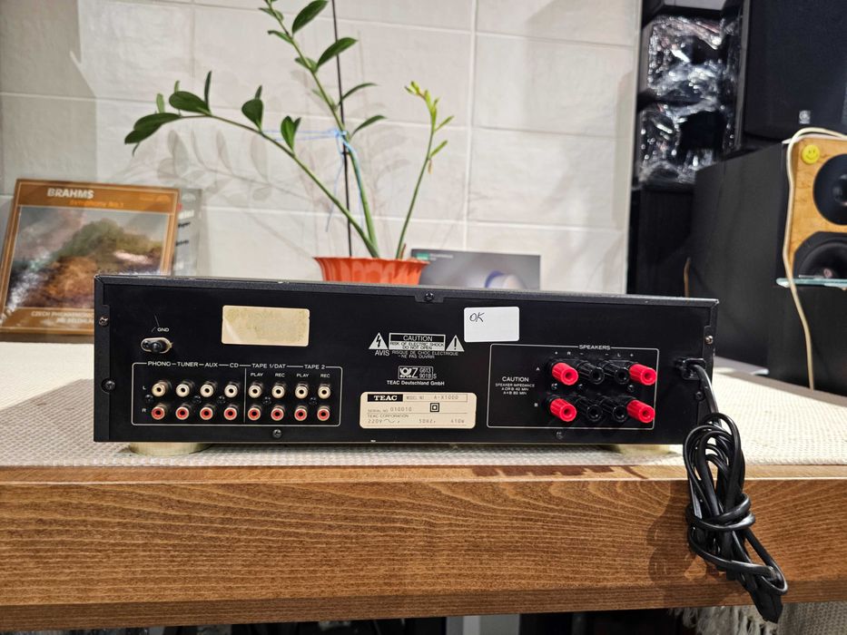 Підсилювач TEAC A-X1000
