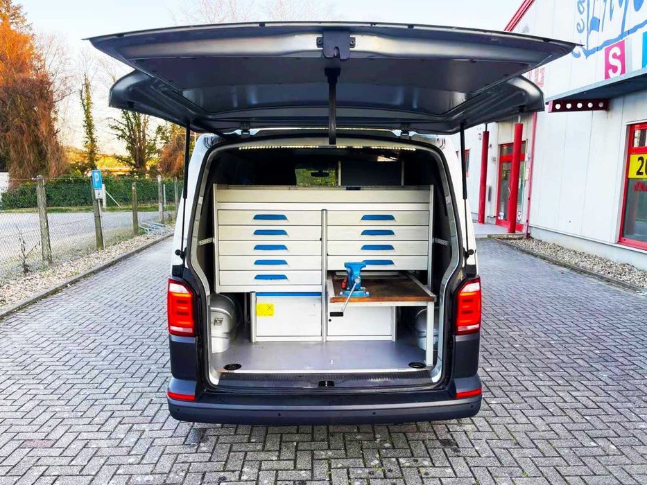 Подам Volkswagtn Transporter T6