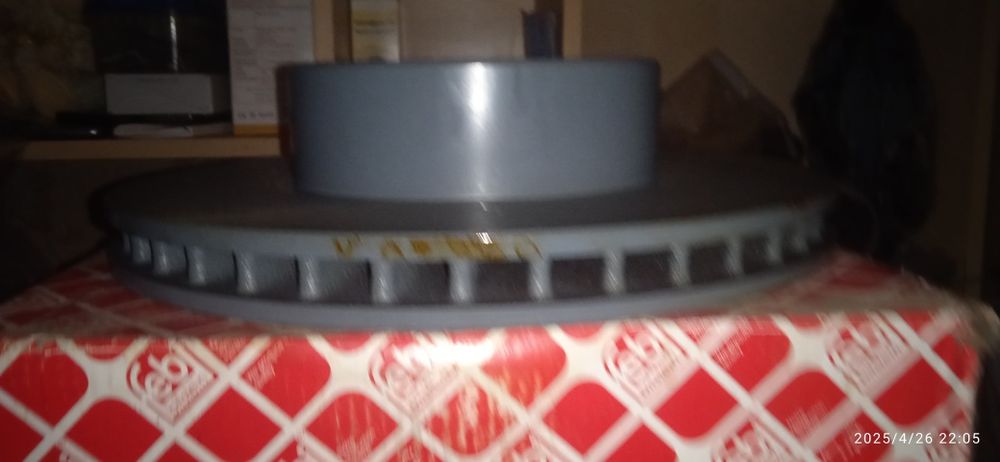 Диски тормозные БМВ е32-е34  Феби  толщина 28 мм  комплект 2 диска