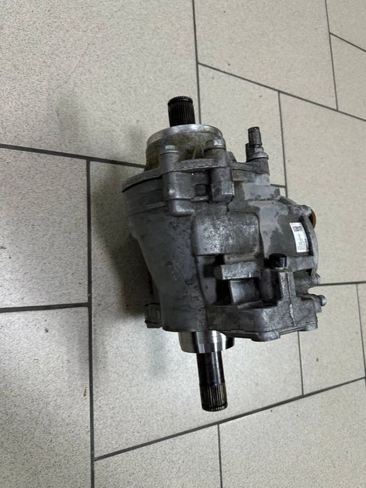 Audi q3 83a 83а роздатка реуктор ауді ку3 2.0 tfsi