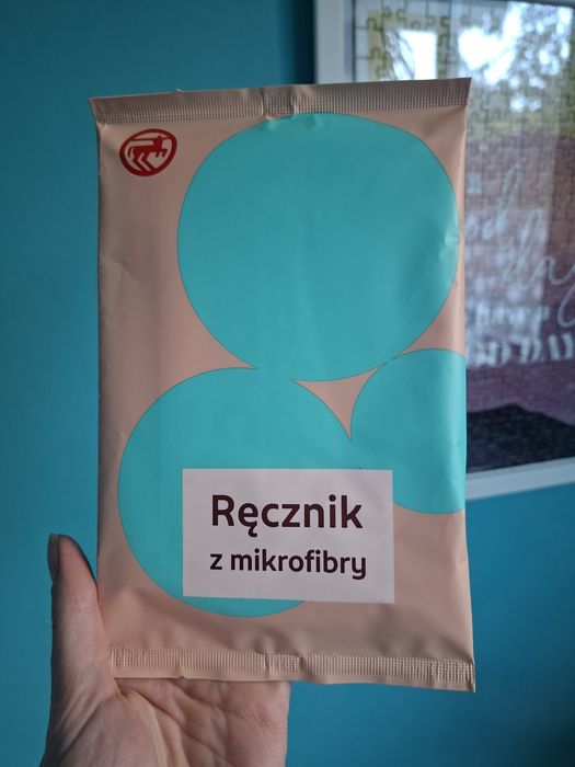 Nowy ręcznik z mikrofibry 30x30 Rossmann